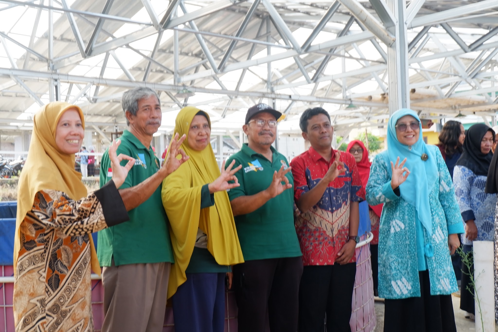 Read more about the article Studi banding Tim PPk Ormawa Unimus dan Mitra ke Kolam Bioflok Lele Pringapus Kab Semarang